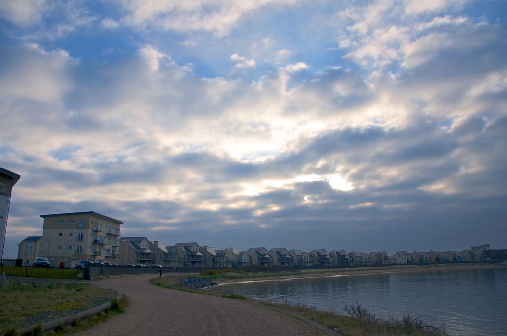 Traeth Bychan Apartment Llanelli Zewnętrze zdjęcie